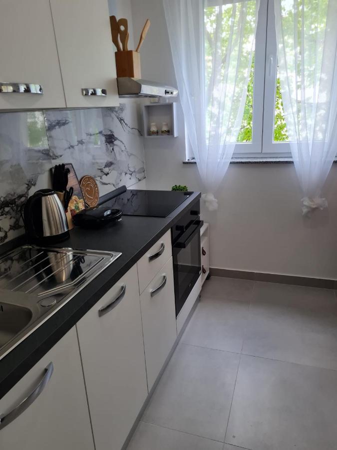 סנג' Apartment Alea מראה חיצוני תמונה
