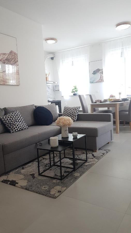 סנג' Apartment Alea מראה חיצוני תמונה